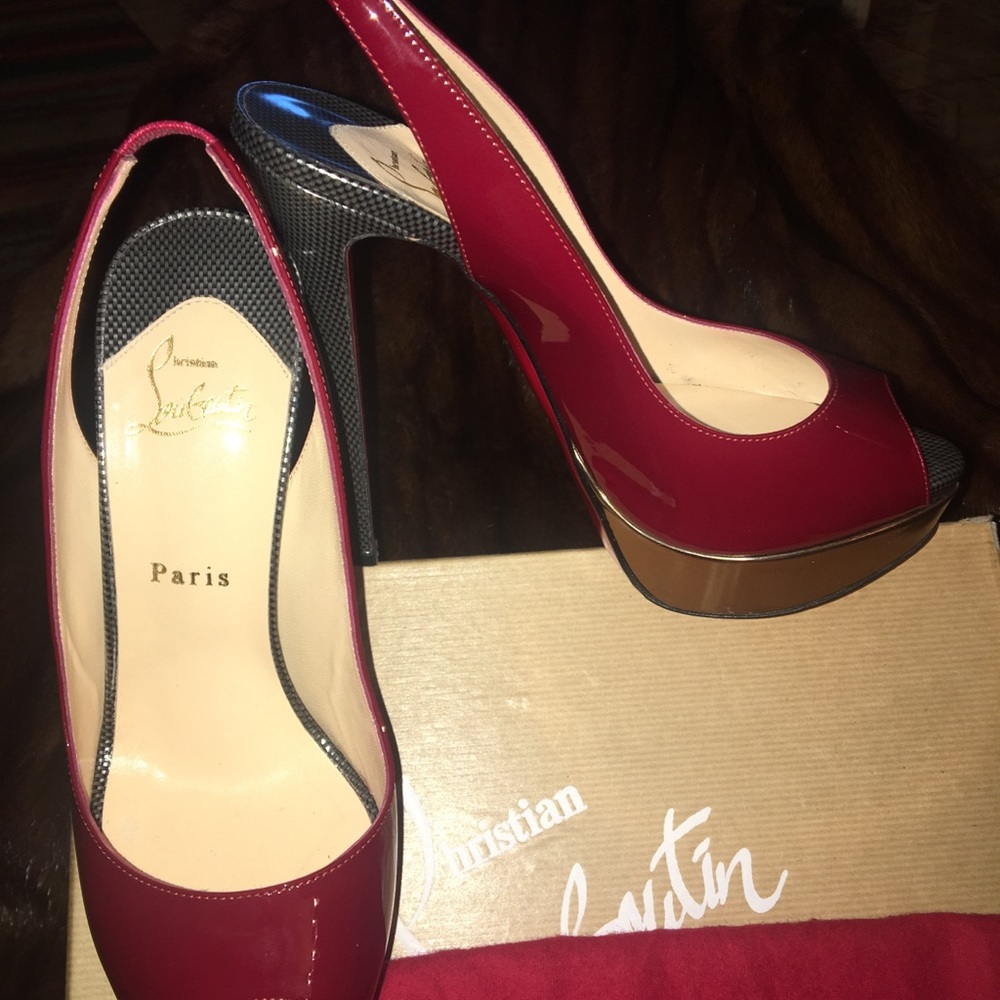 Christian Louboutin Peep Sling Red Black Gold Pump